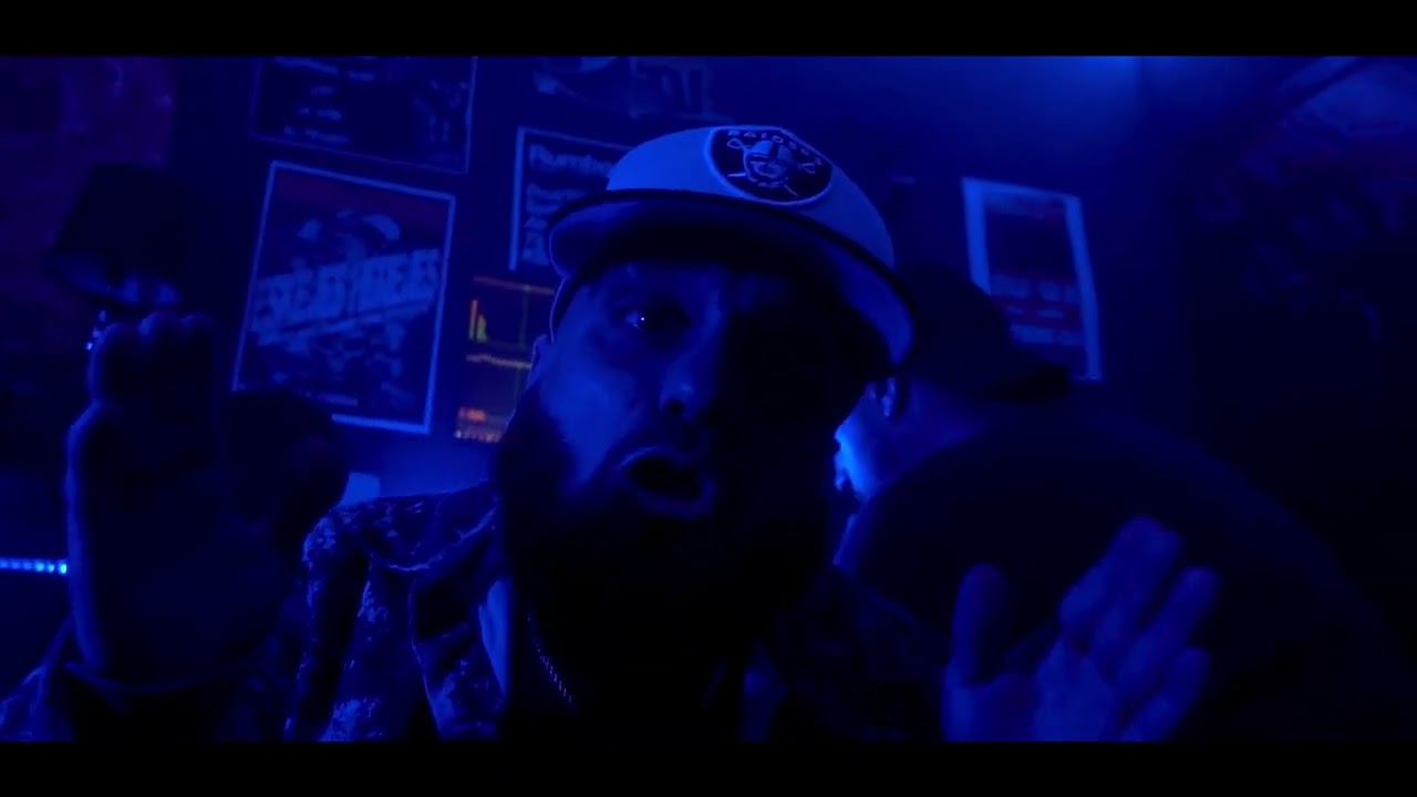 NUNCA ATERRIZO &ndash; Mr. PEKE&Ntilde;O | Videoclip Oficial &ndash; Prod. Larios 