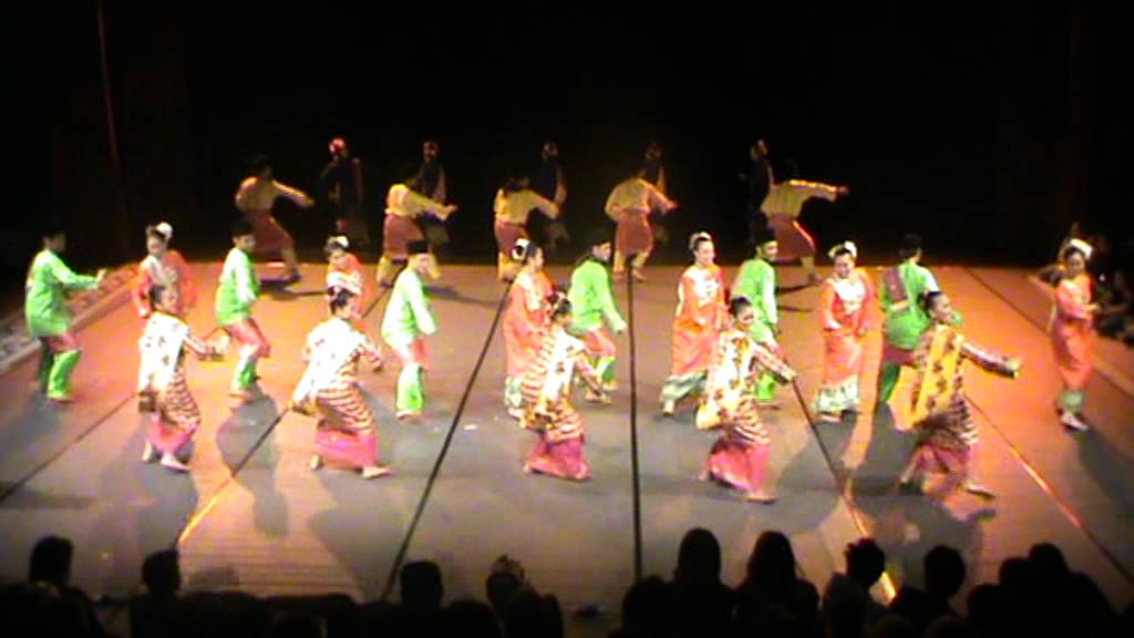 Malaysian Dance PeTA TARI ASWARA 2012 - Tarian Zapin (Zapin Malaysia, Zapin Pekan, Zapin Putar Alam)