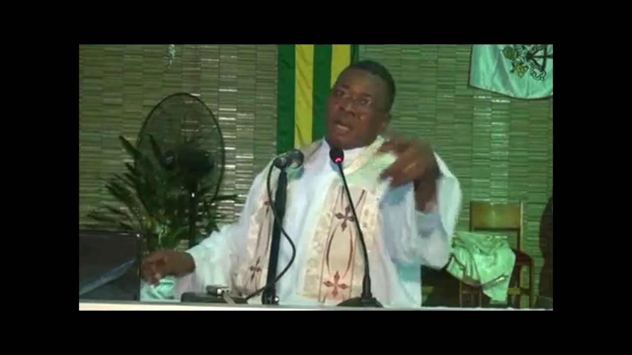 1 er jour Enseignement du Cur&eacute; le RP Jean Baptiste ALADE