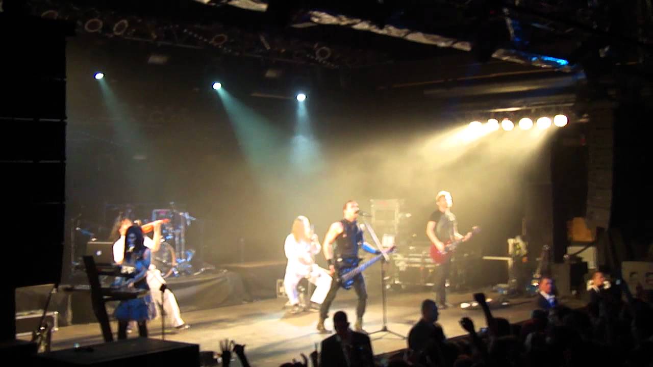 Skillet концерт часть 3 (Milk Moscow, Russia 25.11.2011)