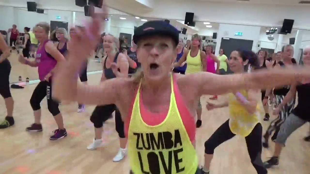 The Boy does nothing - Zumba Jive