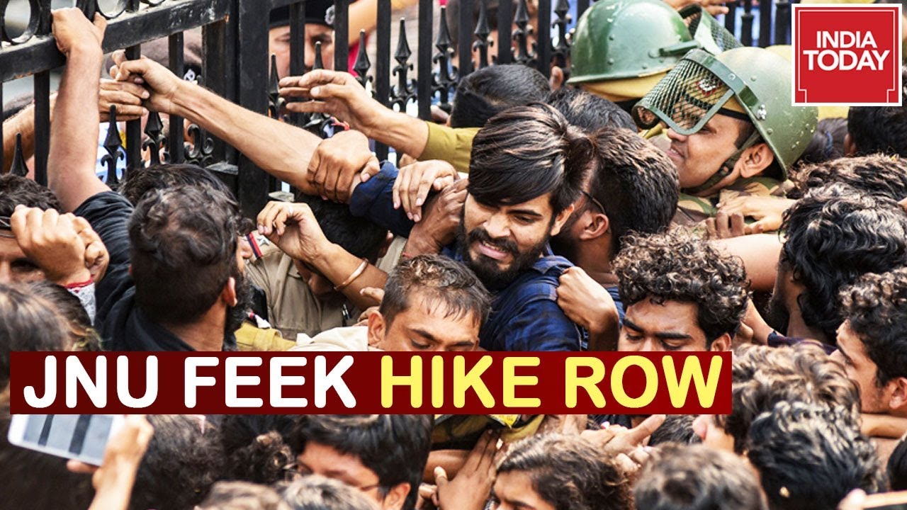 JNU Fee Hike Row: After 3 Dramatic Days, Centre Rolls Back JNU Fee Hike