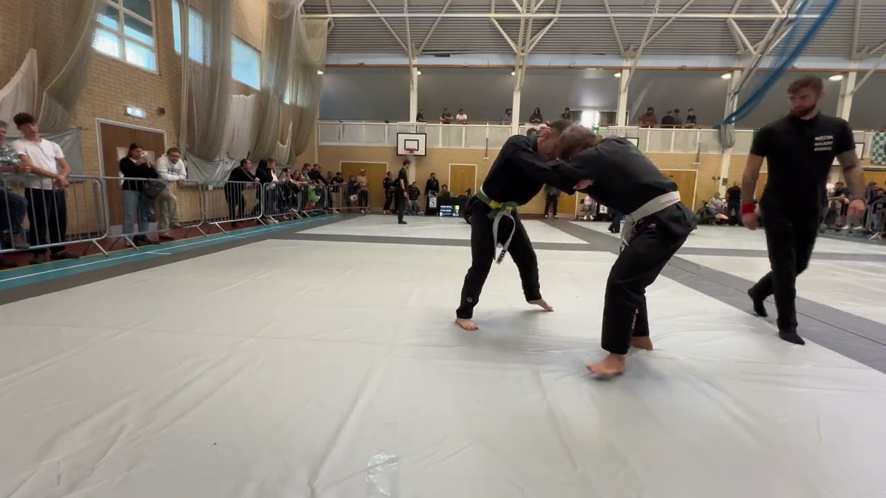 Morgan Burnett MALE GI / White / ADULT / -76 KG (LIGHT) semifinal  NeOn Southampton 
