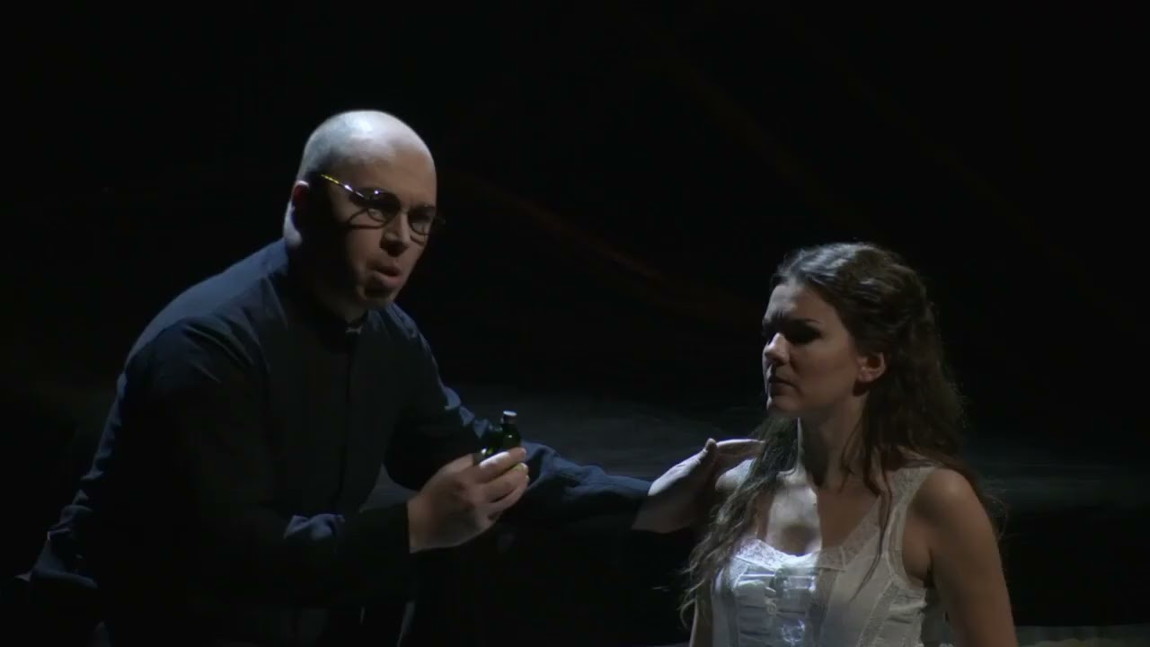 Roméo et Juliette. Frère Laurent. Buvez donc ce breuvage.. Alexander Roslavets. Bass