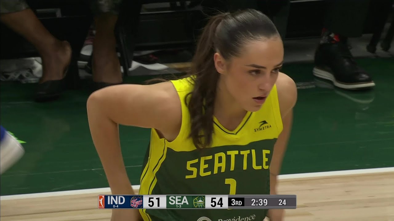 Nika Muhl Gets STANDING OVATION, FINALLY Checks In For 1st Time In WNBA Debut | Seattle Storm