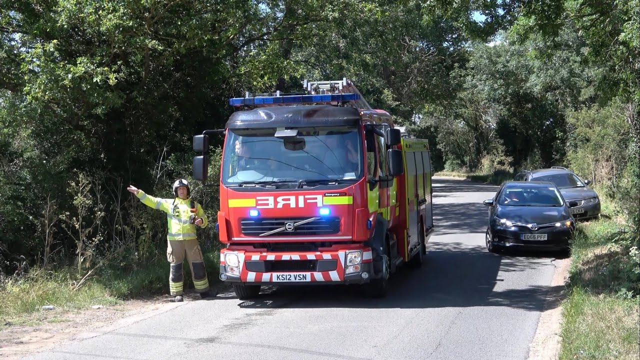 Suffolk Fire & Rescue IN ATTENDANCE Brandon at field fire Kennett