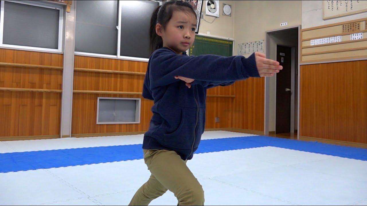 青森のカラテガールの観空大！Karate Girl! Kanku-dai !
