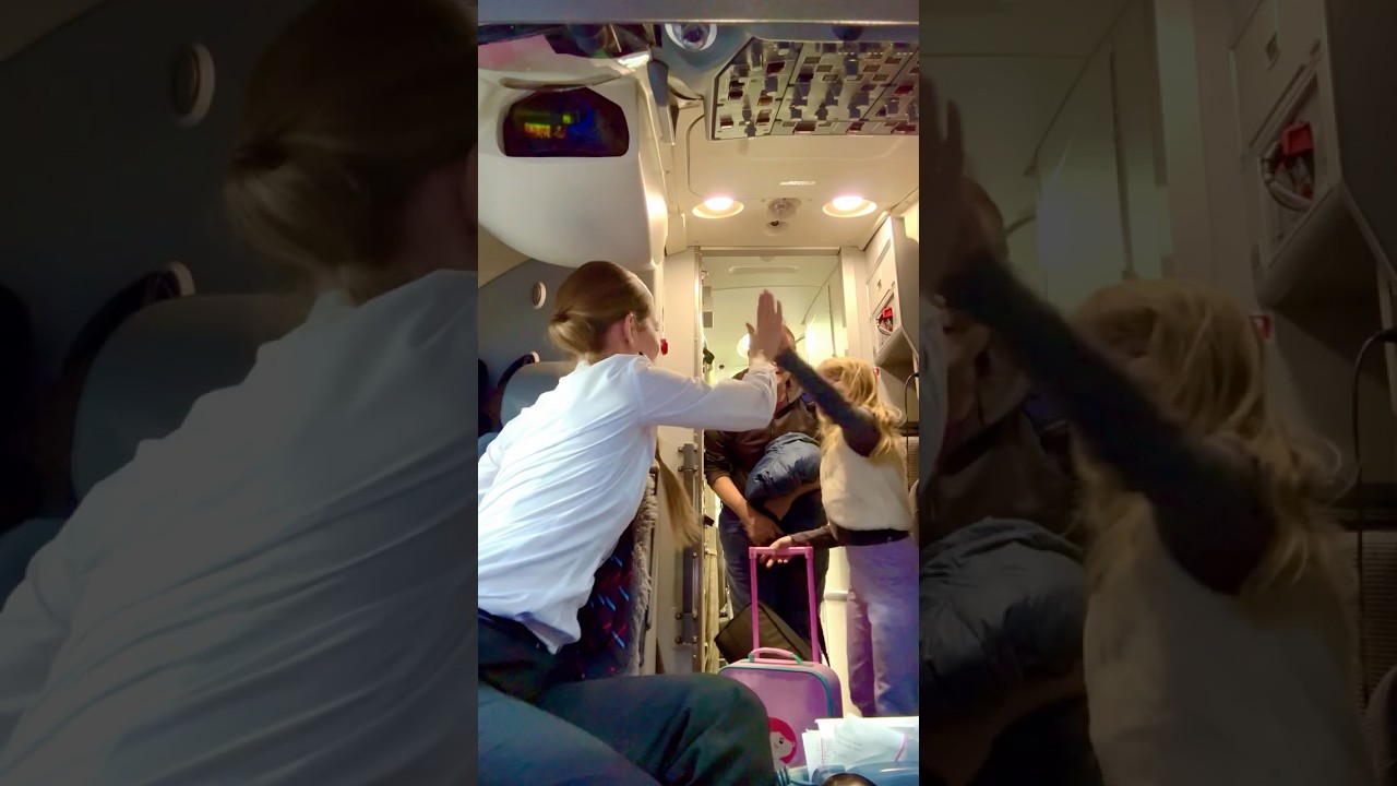 Our crew goes the extra mile | LXmas For You | SWISS