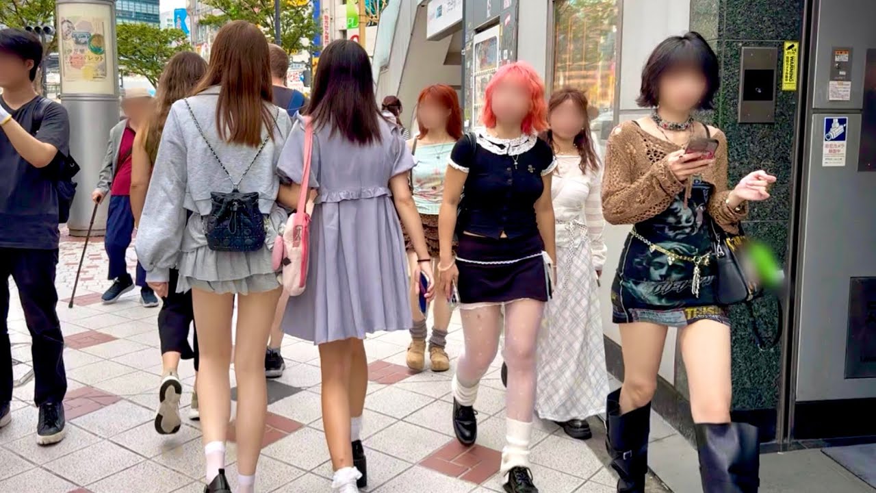 SHIBUYA BEST WALK (Oct 2025) Tokyo Fashion &mdash; Wild, Bold & Alluring