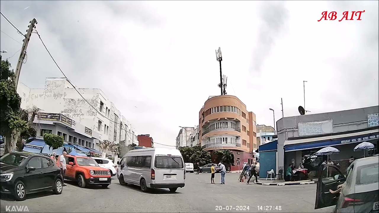 جولة وسط مدينة المحمدية المغرب في اتجاه سوق ومطاعم السمك CENTRE-VILLE DE MOHAMMEDIA, AU MAROC