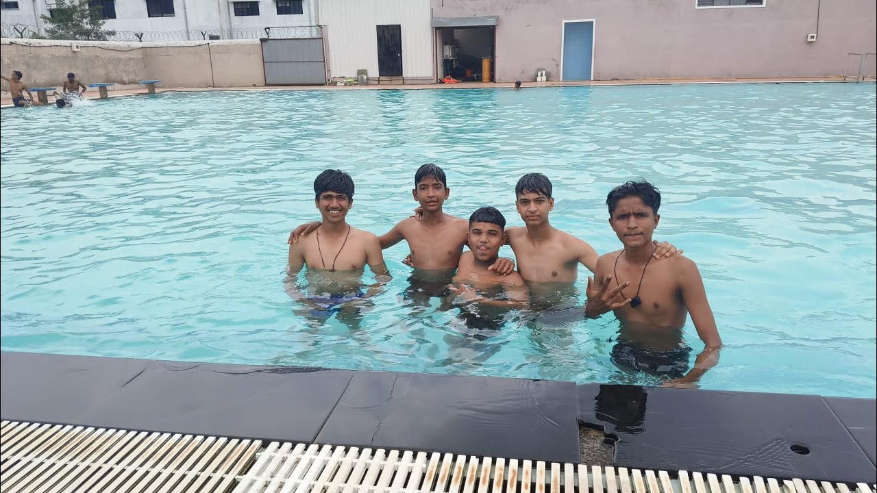 Swimming pool 😁🌊