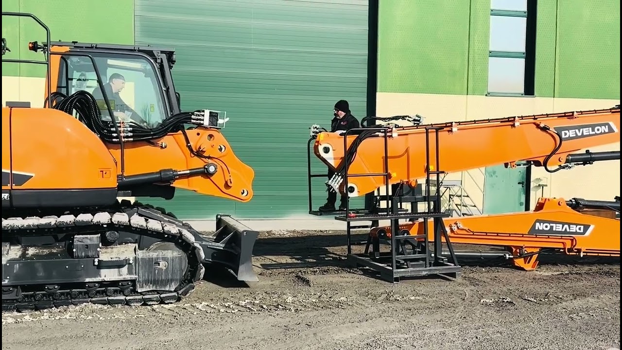 LAURINI DEMOLITION | Devolon DX140LCR Demolition 3 minuti per cambio braccio