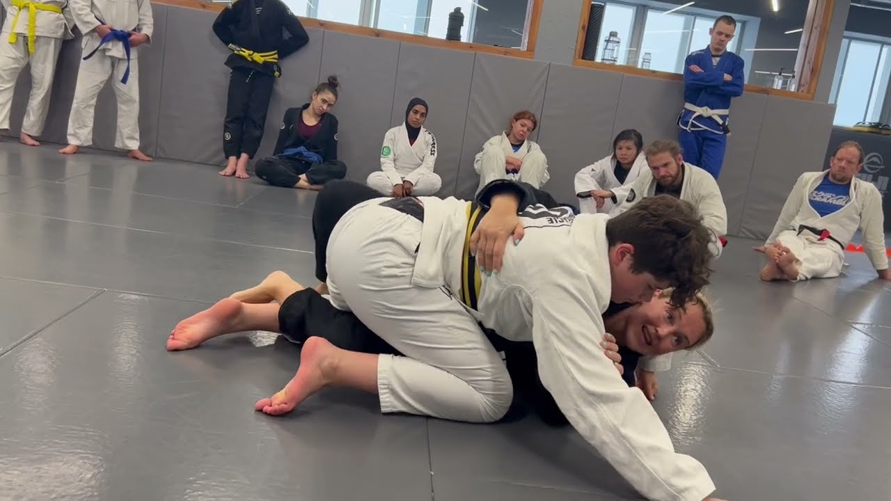 Natalie Day Teaches the Mount Bait Side Control Escape