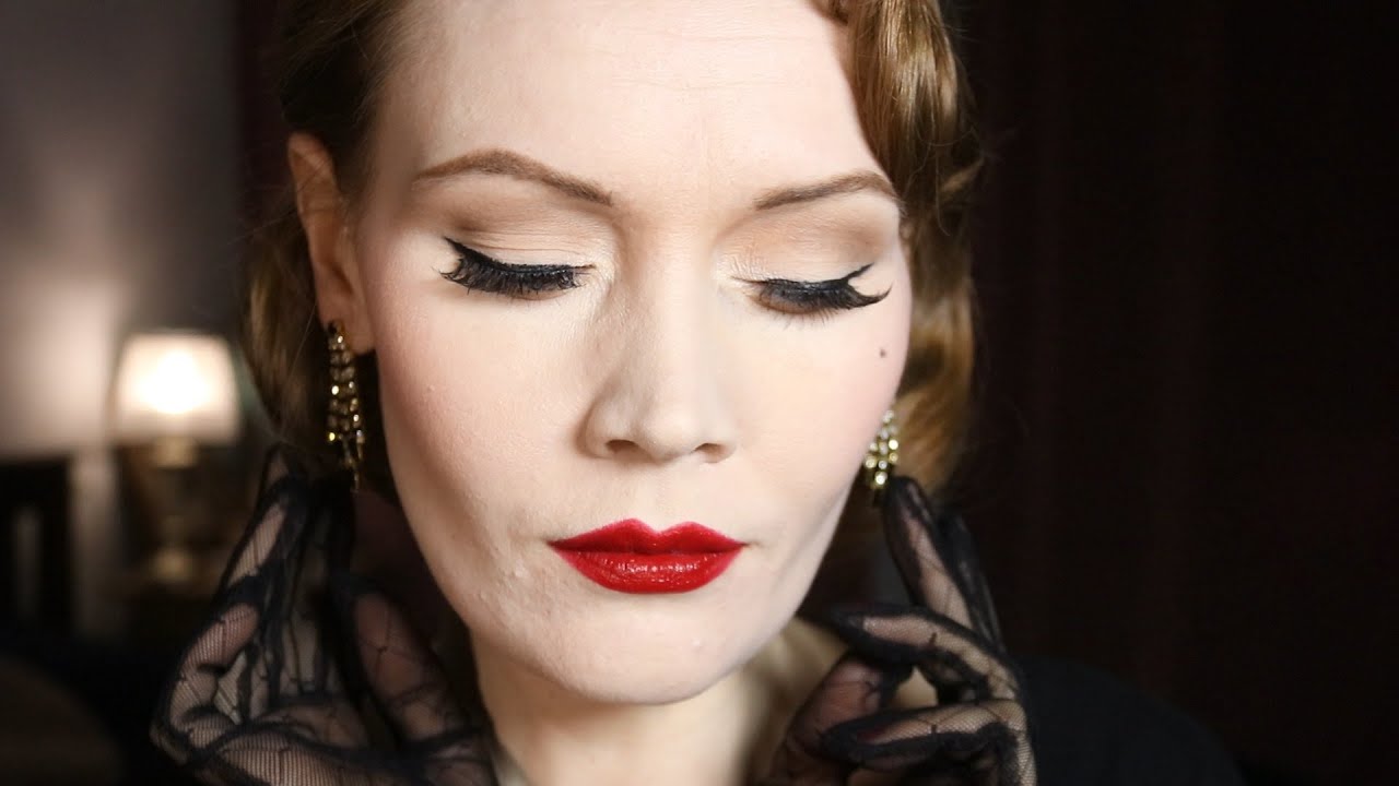 Vintage Glamour makeup tutorial inspired by Dita von Teese