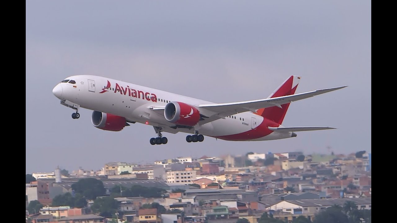 +13 minutes of plane spotting at GRU Airport - Guarulhos/Sao Paulo
