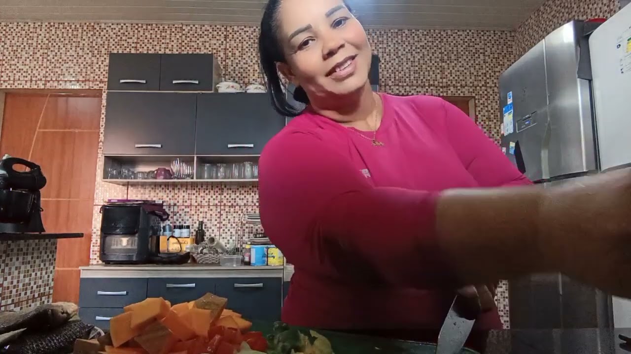 Vamos fazer um caldo de pacu peixe de água doce vêm comigo 👩‍🍳😊