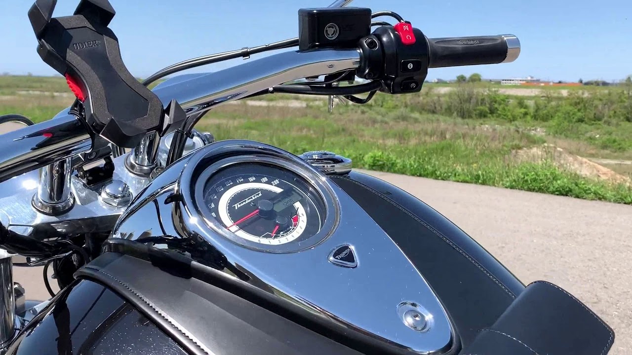 2014 Triumph Thunderbird 1600　Sound