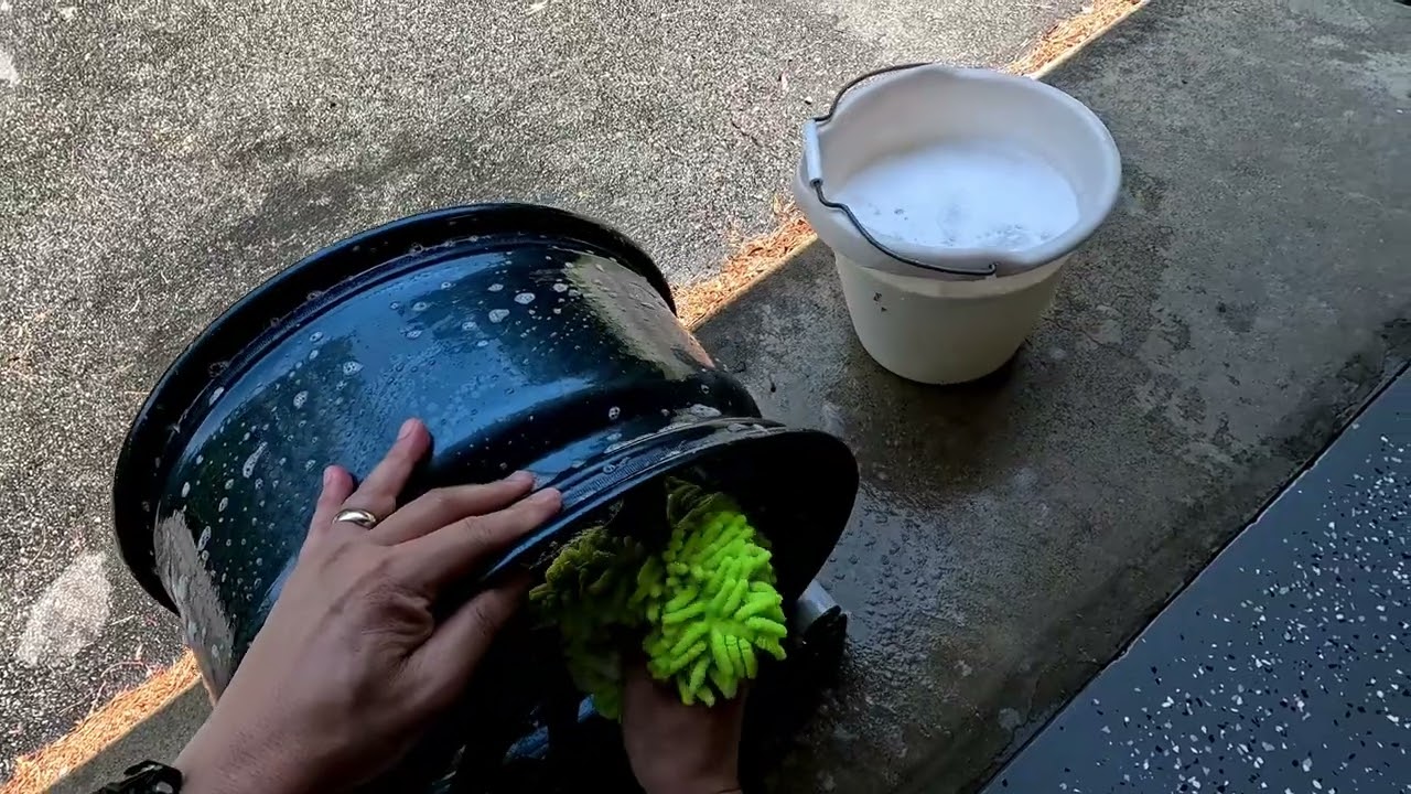 Volk Racing CE28N-plus Wheels Cleaning