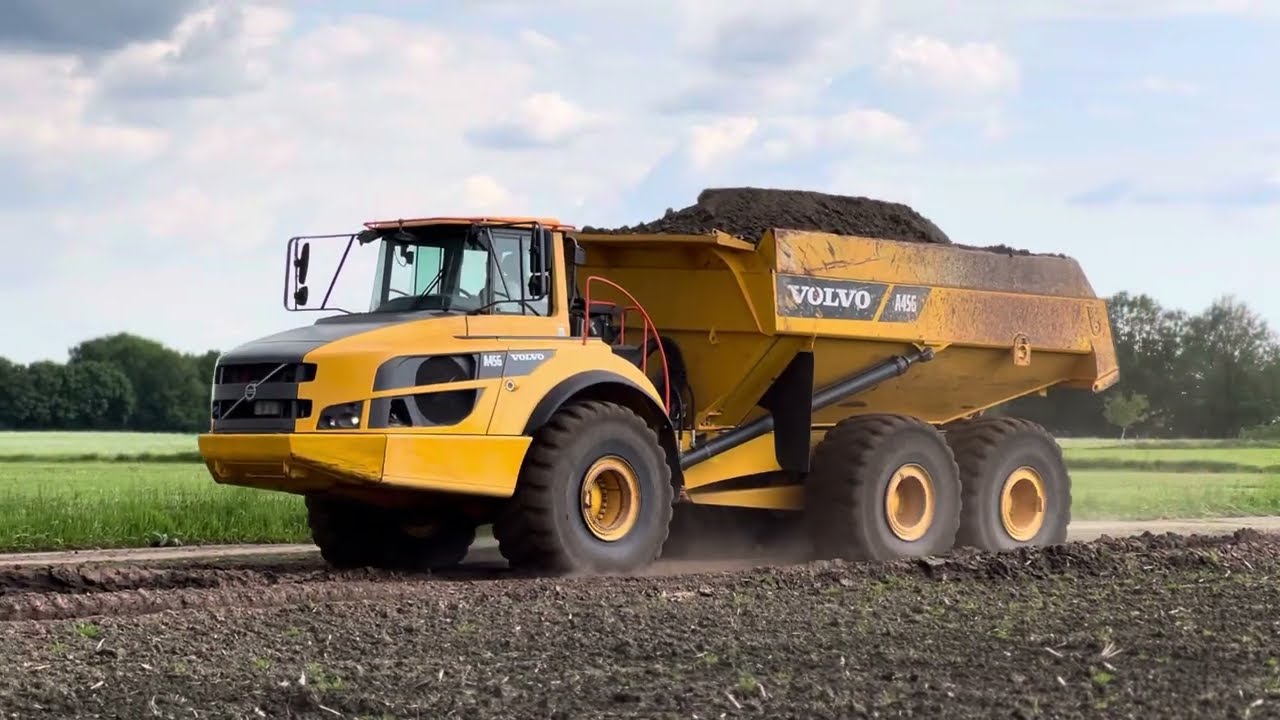 Volvo A45G Dump Truck at work - Year: 2018 (Refnr. BM5776)