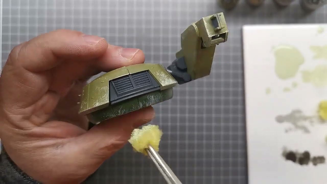 Bandai 1/35 UC Hardgraph Platoon Briefing Set - Part 2 - Vehicle Painting and Weathering
