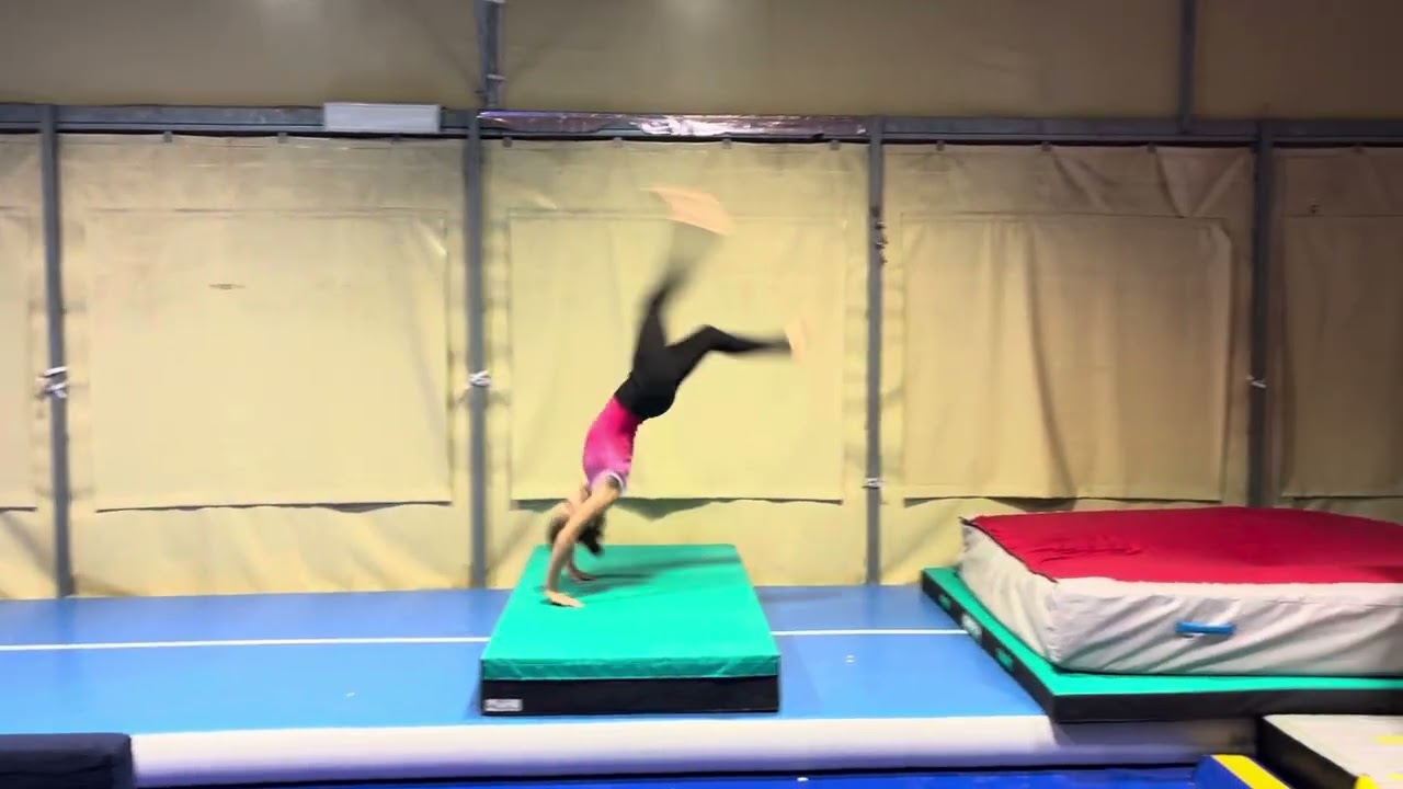 LAVORO A CORPO LIBERO 🚀❤️ #ginnastica #ginnasticaartistica #gymnastics 