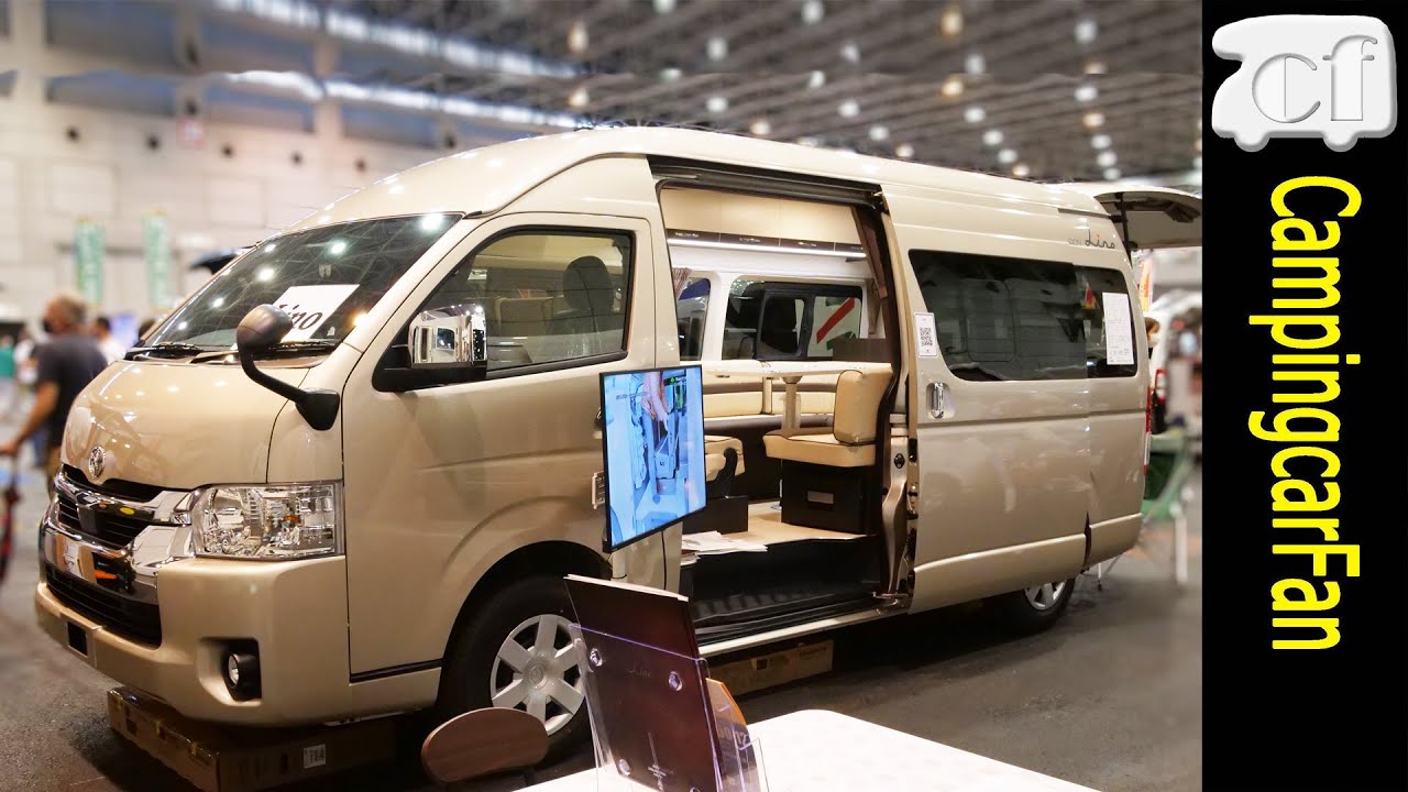 [Lino: RV Land] Japanese Toyota Hiace-based camper van with lounge sofa dinette