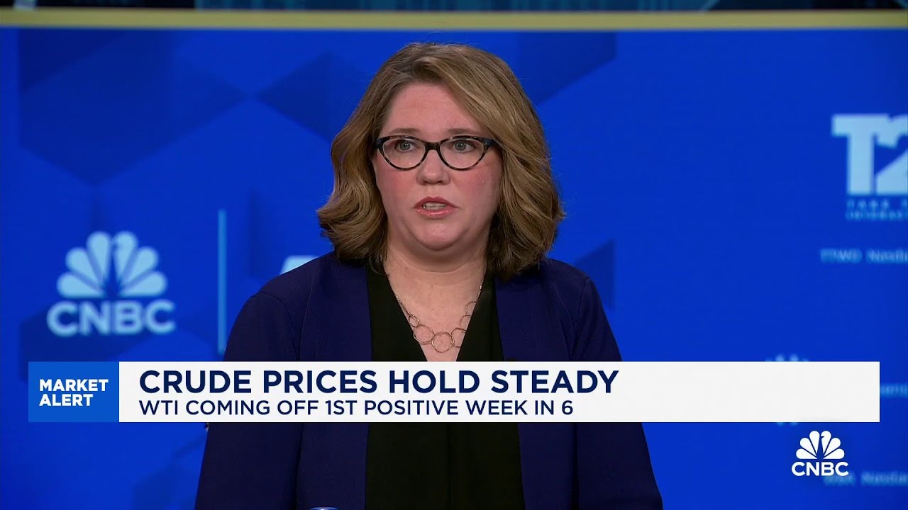We're seeing reasons to be concerned about the consumer, says RBC's Lori Calvasina