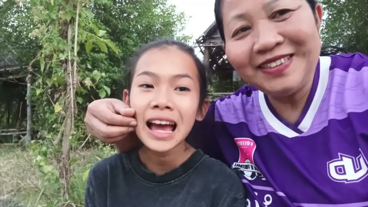 ธิดาลาว พูดอะไร พูดถึงใครนะ
