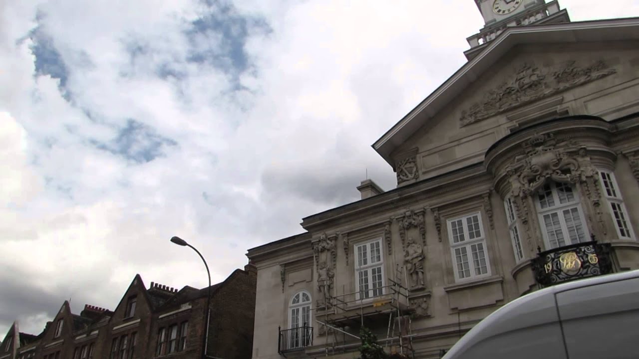 Walk along New Cross Road in New Cross Gate London 5