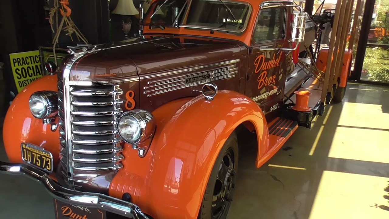 1942 Diamond T Truck beautifully restored