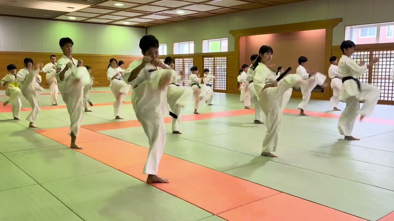 極真カラテ長澤道場　稽古風景5