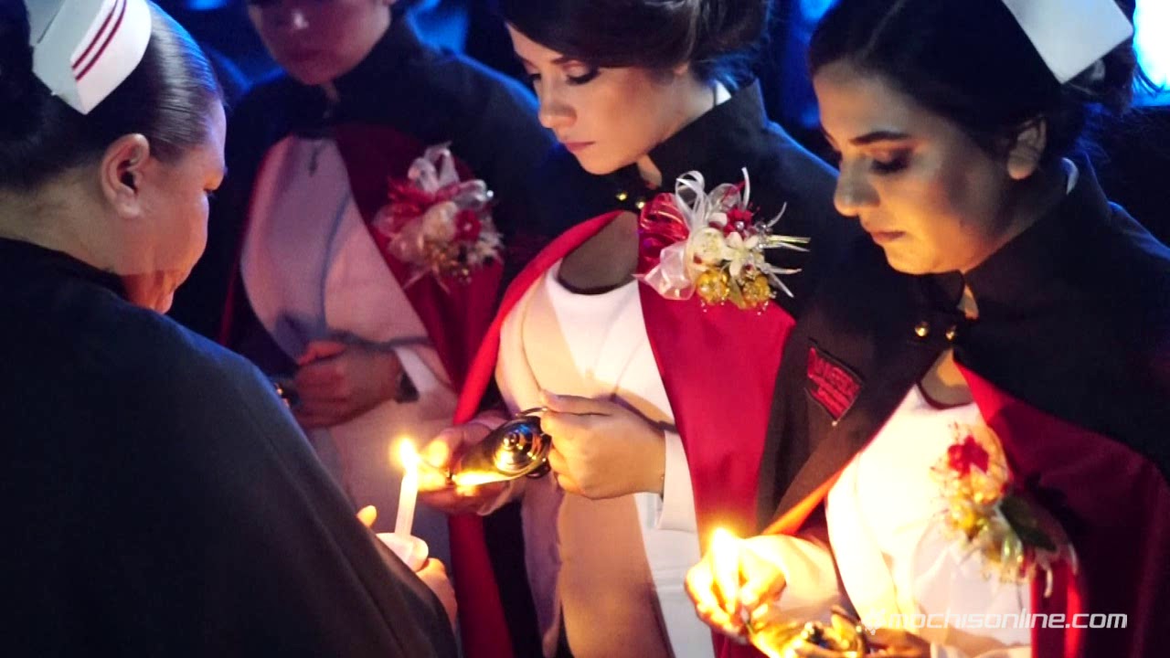 Acto académico y Paso de la Luz de la G2014-2018 de la Lic. en Enfermería de UAD CLM