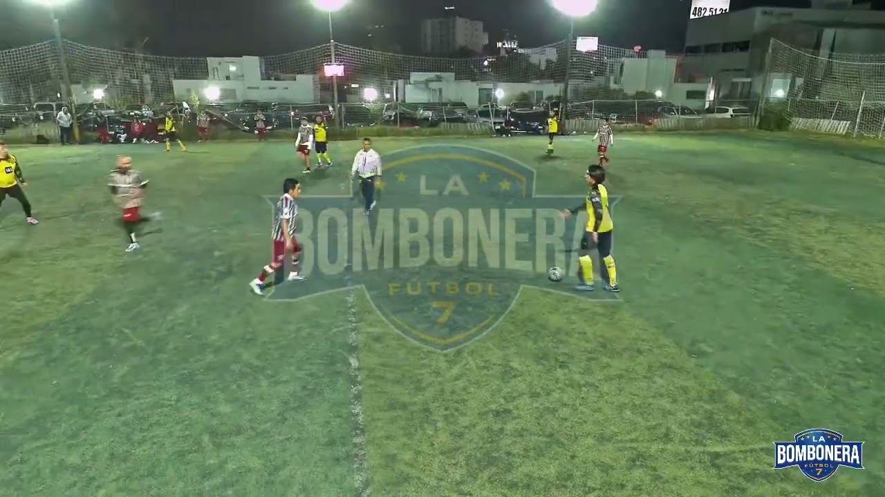 4 Febrero 26 Rhinos vs Maquina de humo