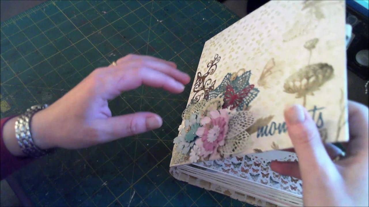 Minialbum med Mariposa m&oslash;nsterark