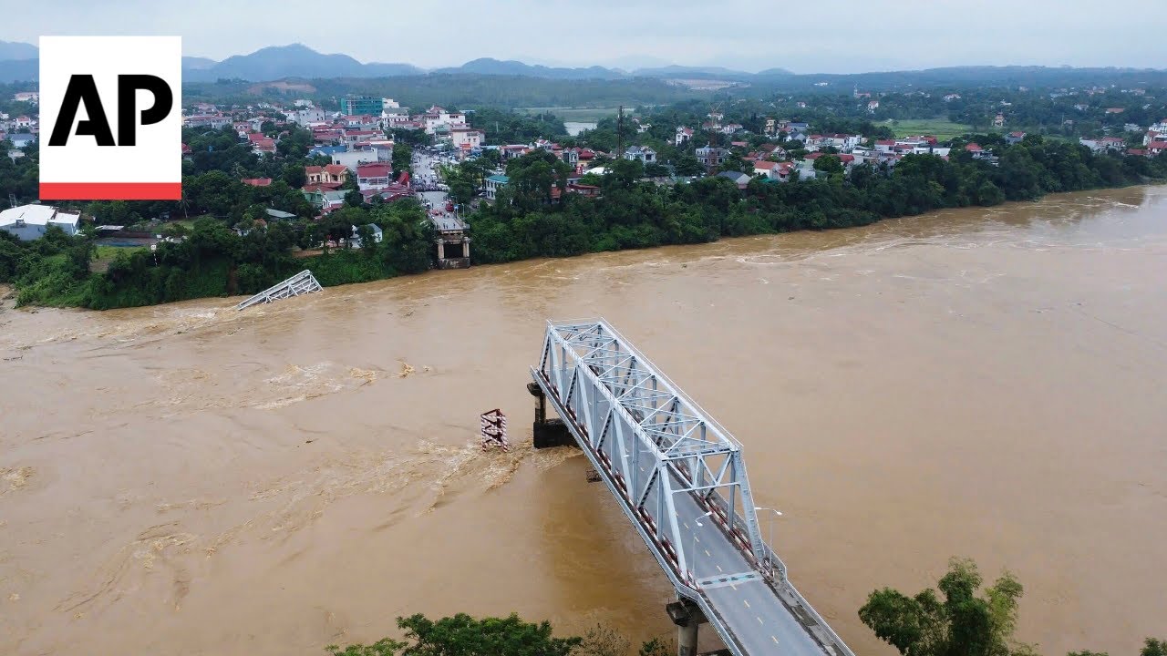Dashcam video shows moment bridge collapses in Vietnam