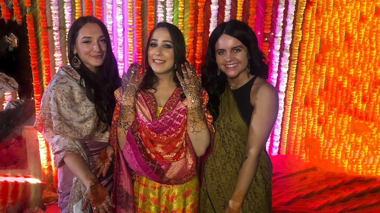 MY FIRST MEHNDI PARTY :: INDIAN WEDDING HENNA PARTY, NEW DELHI