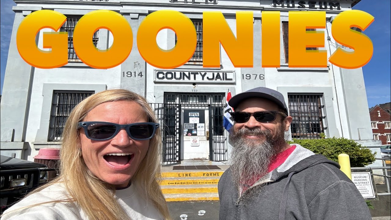 🏴‍☠️ HEY YOU GUYS! Exploring Goonies Locations, Astoria Column & Haystack Rock! 🌊
