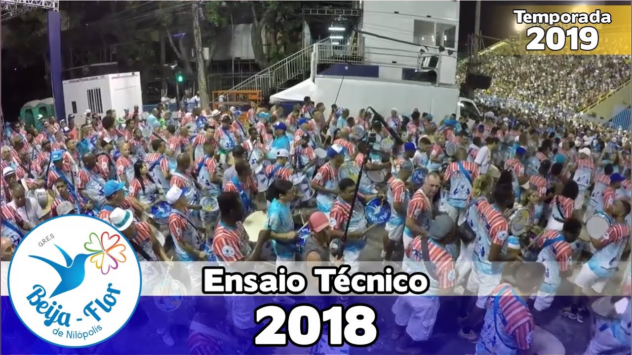 Beija-Flor 2018 - Bateria no ensaio técnico (Esquenta) - Apoteose ao vivo - #ET19