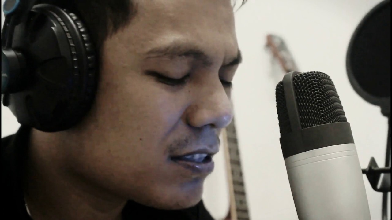 Hengky Supit - (Kembali Ke Sangkar Yang Abadi) (COVER) By Putra