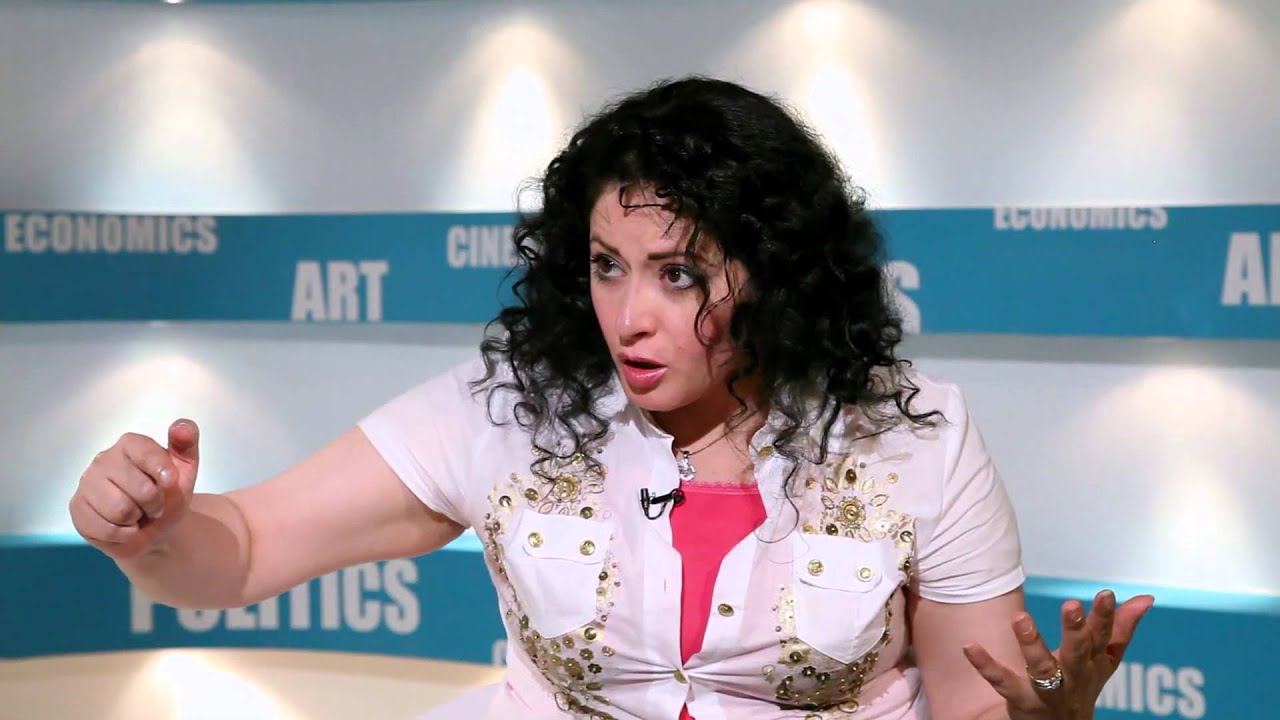 ماذا فعلت الفنانة هند عاكف عندما علمت انها على القناة الاسرائيلية!! 😨😱😨😱