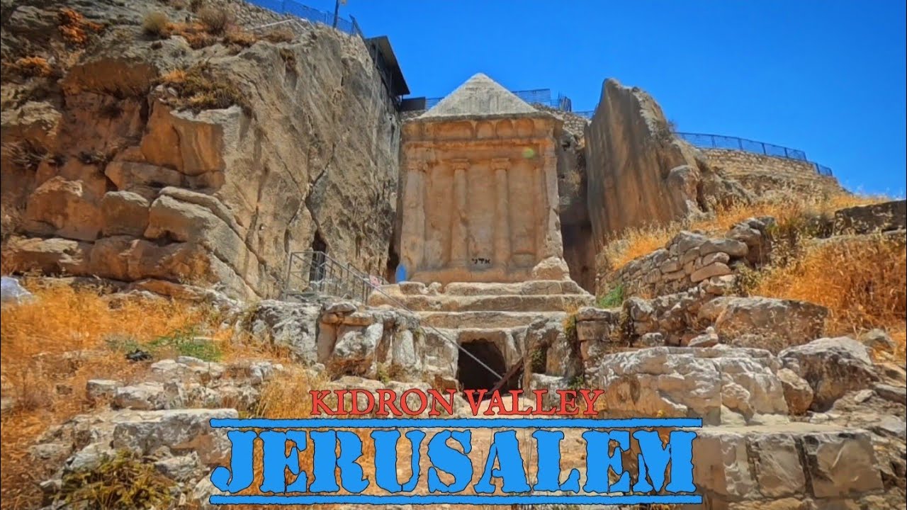 Jerusalem: KIDRON VALLEY and Dung Gate. Holyland Walk Israel. 2025. 