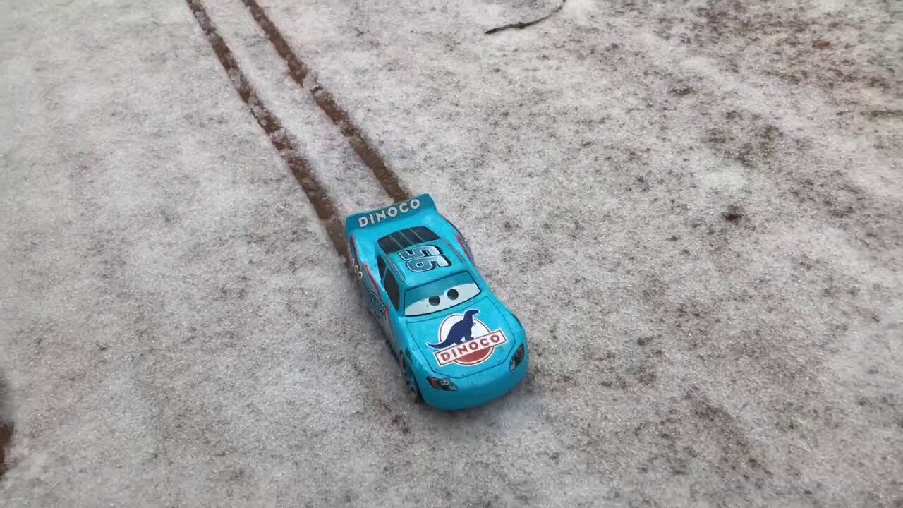 Dinoco Lightning McQueen Playing Around Off-Road