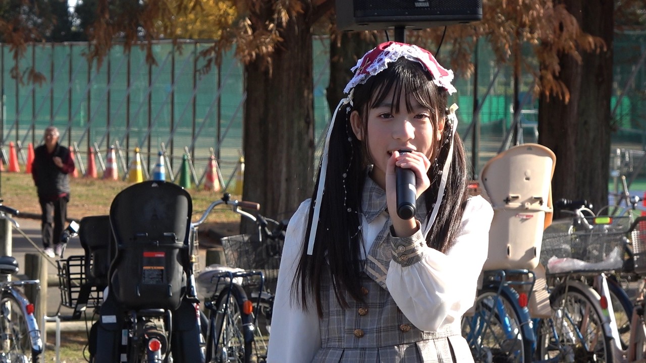 越谷ご当地アイドル・クロワッサン　第24回こしがや産業フェスタ2日目＠越谷市立総合体育館前路上 2025.11.30