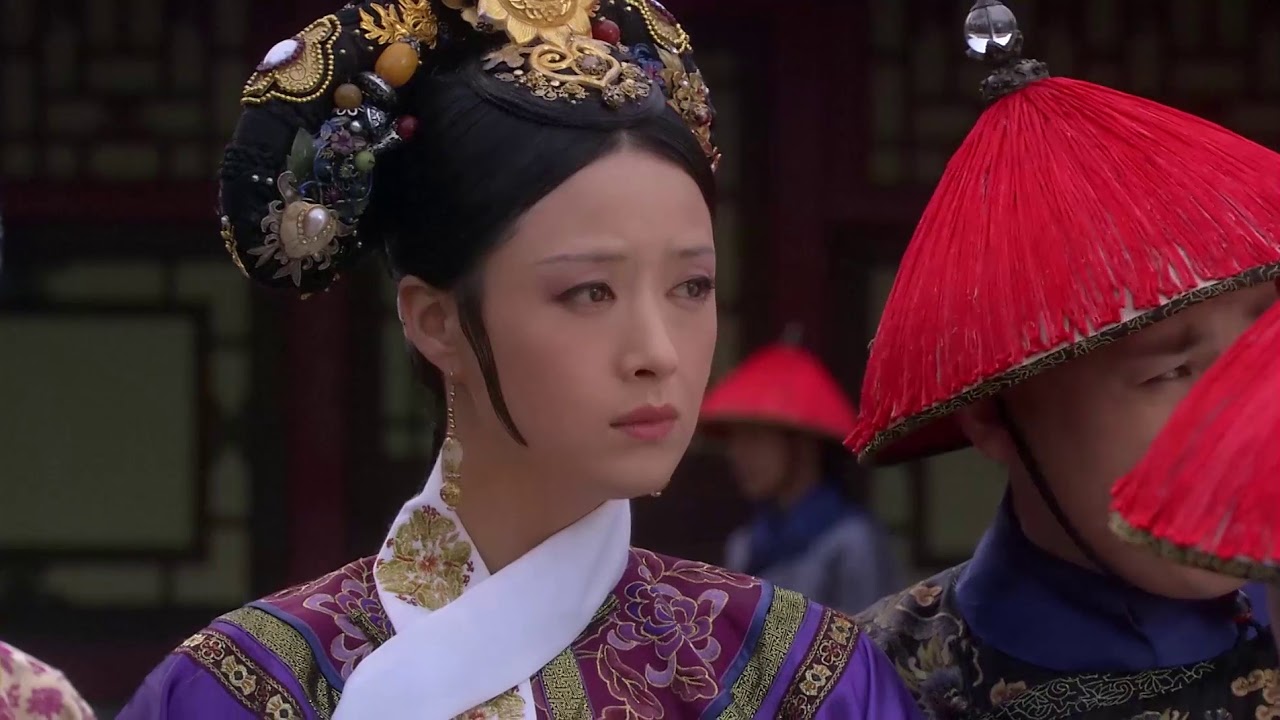 江福海阻拦华妃见皇上，华妃不语反笑，临走时手指一点大有深意