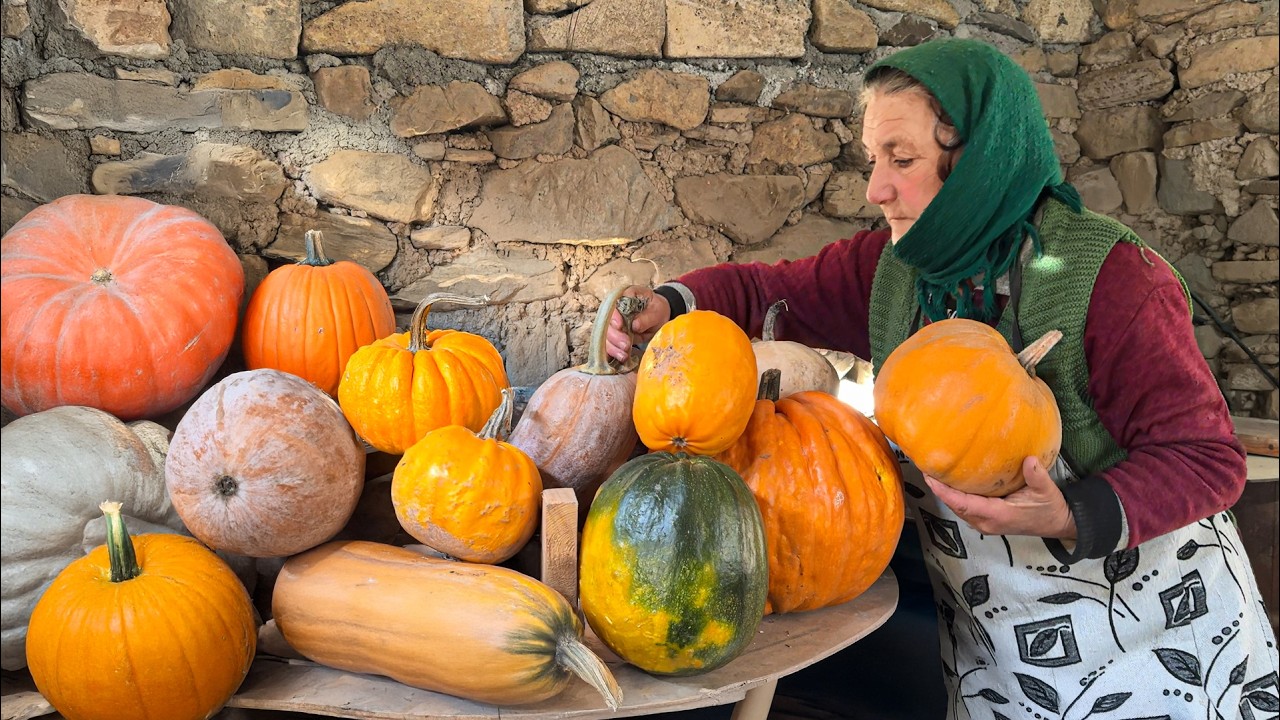 Daily Mountain Life: Fixing the Barn and Harvesting Pumpkins with Grandma