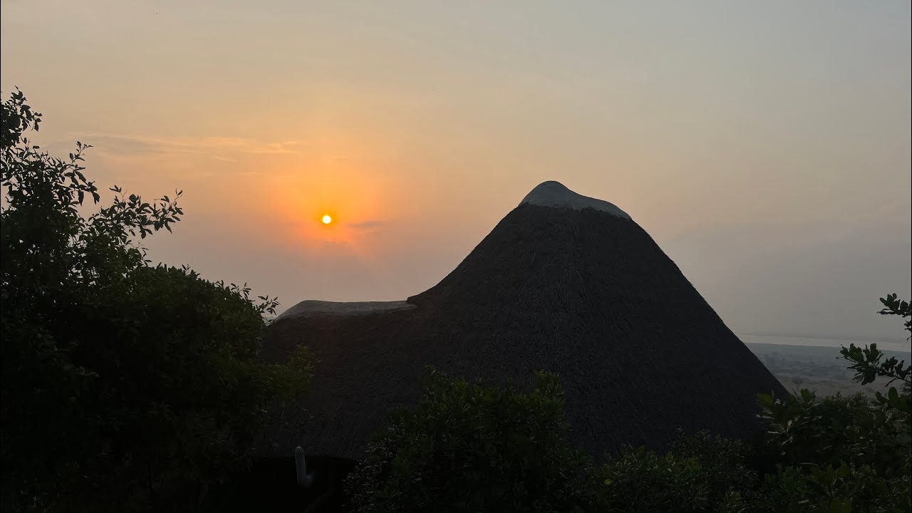 QUEEN ELIZABETH NP |GAME PARK DRIVE |Touring Kasese &Fort Portal #games #queenelizabethnationalpark