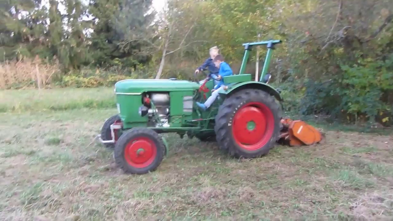 Deutz D25 S  7Järiger mulcht Grundstück