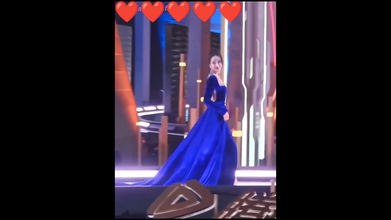Dilraba red carpet nữ hoàng thảm đỏ #dilraba #迪丽热巴 #địchlệnhiệtba