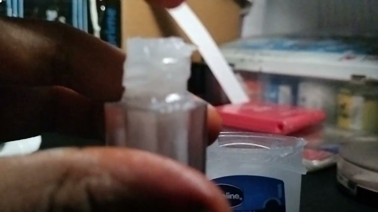 Making lip gloss 