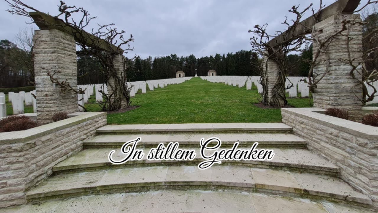 Becklingen War Cemetery / Gedenkstätte